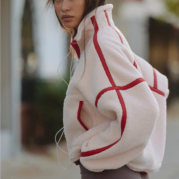 NWT Free People Mountain High Half Zip Fleece Pullover in Ballet Slipper Pink - Picture 3 of 10